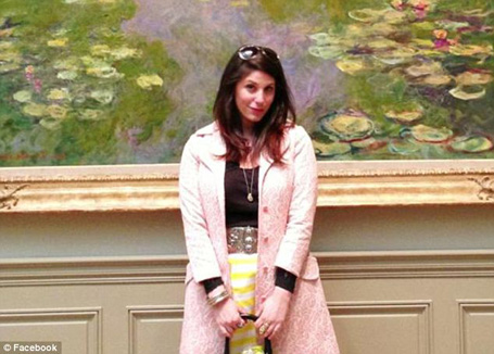 article-0-1CAB2F2B00000578-368_634x454